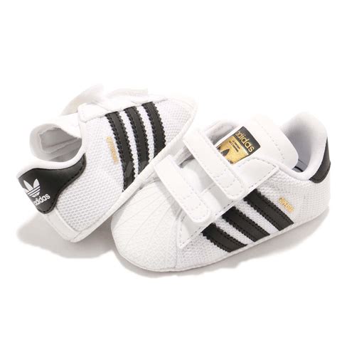 adidas baby shoes white.